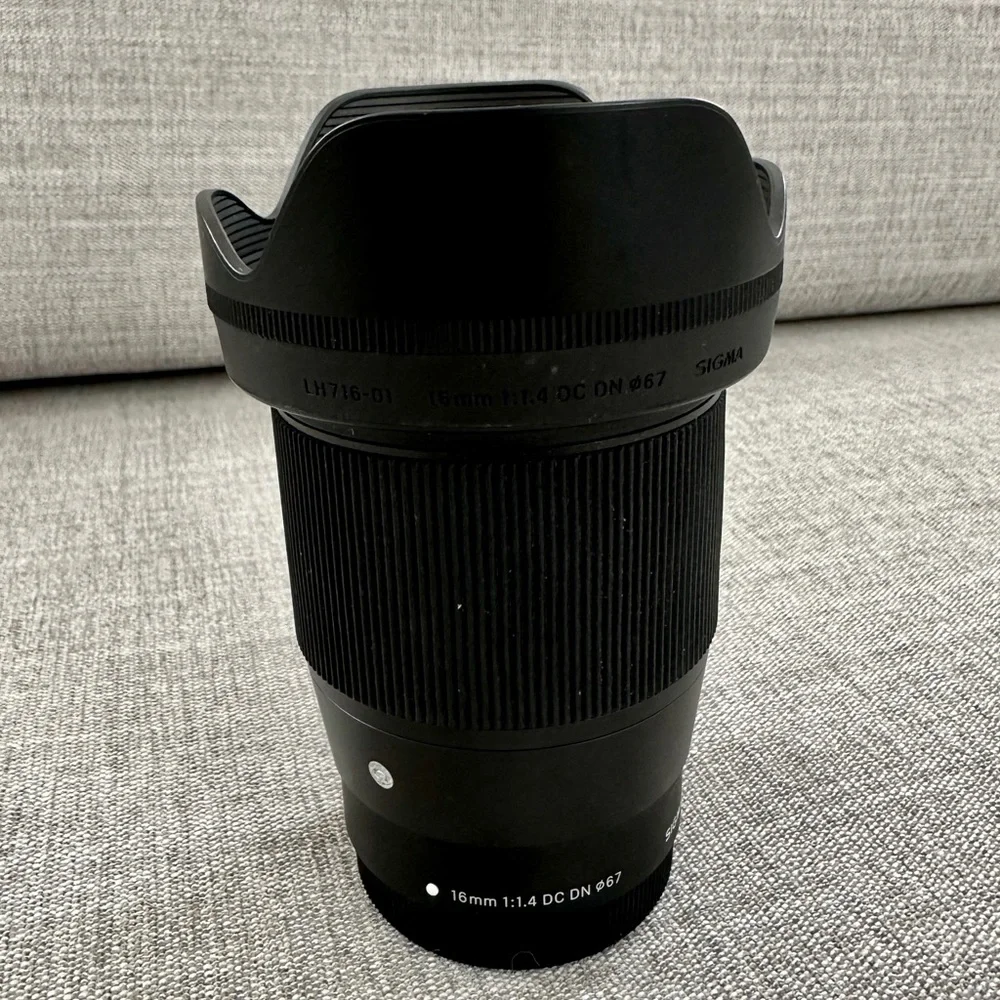 Sigma Lens for Canon EF-M Mirrorless Sigma 16 mm f/1.4 (C) AF DC DN Lens